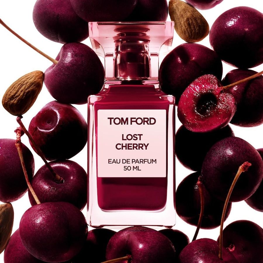 Tom Ford Lost Cherry Eau de Parfum in , Perfumes by Tom Ford. Merkmale: Tom Ford Lost Cherry: Verführung und Süße Pur. Verfügbar bei ParfümReich.