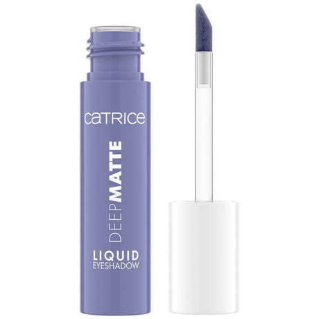 CATRICE DEEP MATTE liquid eyeshadow 4 ml in 030-Very Violet , Makeup by CATRICE. Merkmale: . Verfügbar bei ParfümReich.