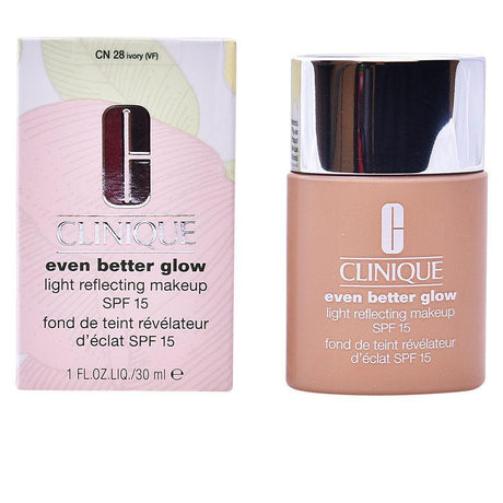 CLINIQUE EVEN BETTER GLOW light reflecting makeup SPF15 30 ml in CN28 IVORY , Makeup by CLINIQUE. Merkmale: . Verfügbar bei ParfümReich.