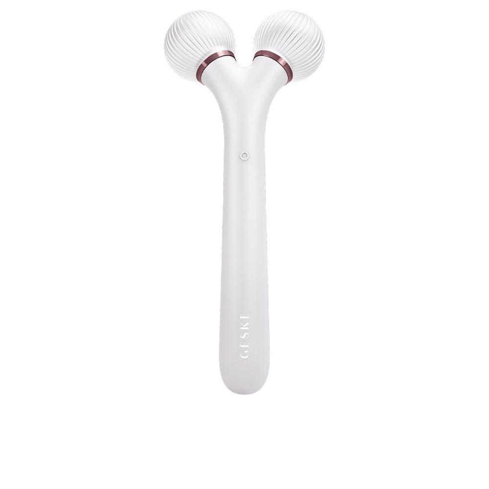 GESKE SMART APP GUIDED 4 in 1 sonic facial roller in 10 White , Facial Cosmetics by GESKE. Merkmale: . Verfügbar bei ParfümReich.