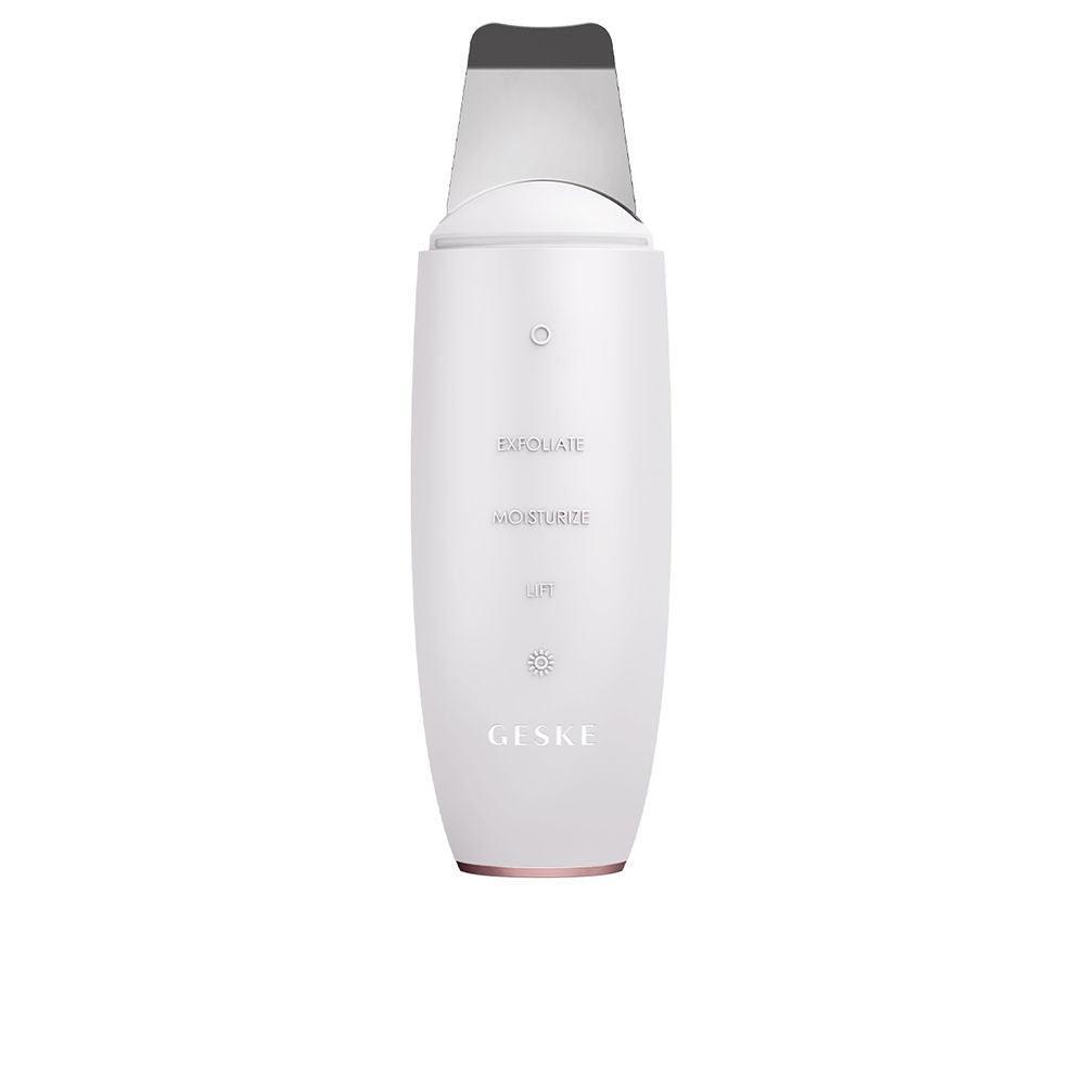 GESKE SMART APP GUIDED 9-in-1 facial scrub in 10 White , Facial Cosmetics by GESKE. Merkmale: . Verfügbar bei ParfümReich.
