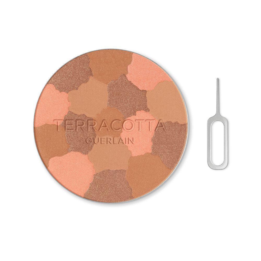 GUERLAIN TERRACOTTA LIGHT light bronzing powder recharge 10 gr in , Makeup by GUERLAIN. Merkmale: . Verfügbar bei ParfümReich.