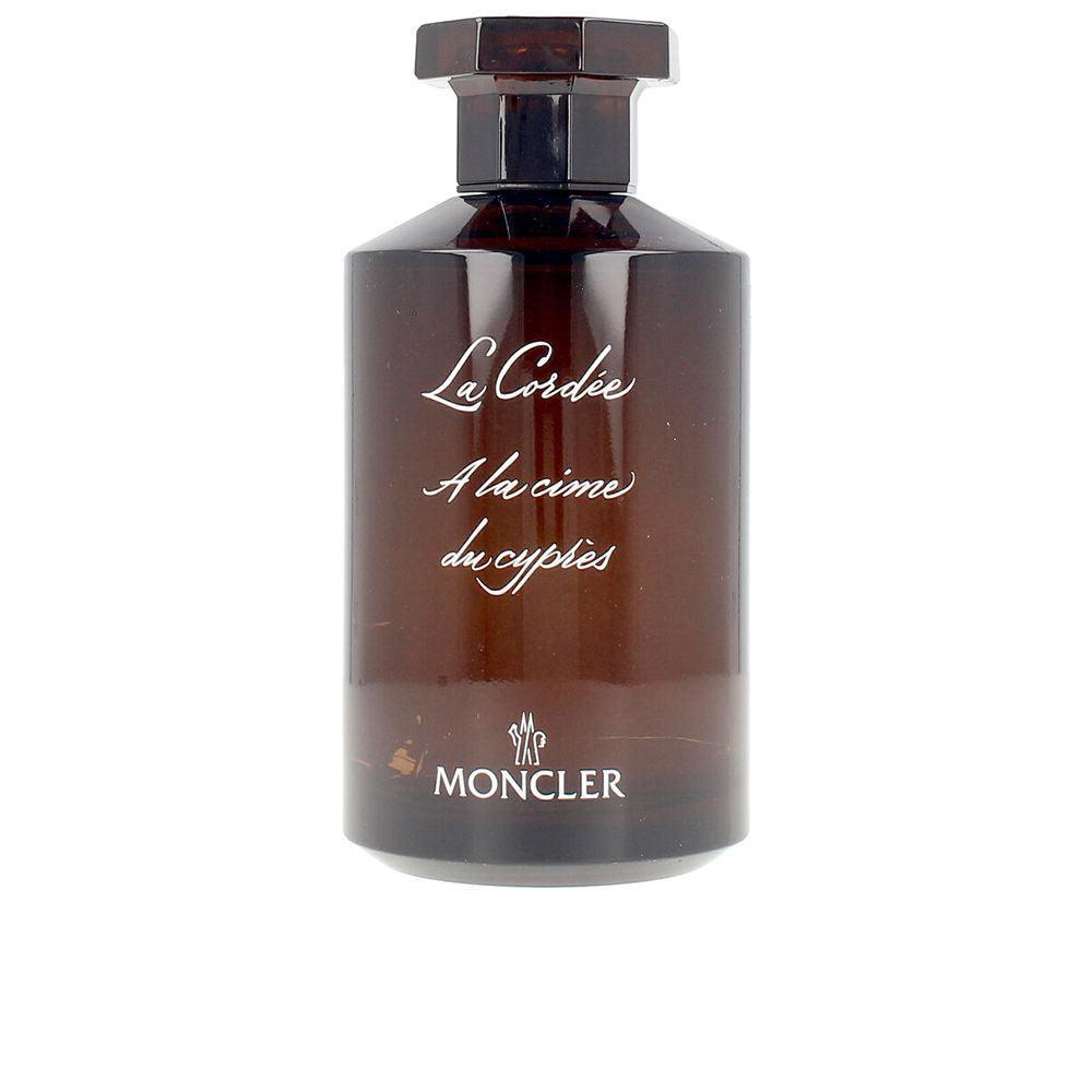 Moncler La Cordée Eau De Parfum Für Unisex in 200 ml , Perfumes by MONCLER. Merkmale: . Verfügbar bei ParfümReich.