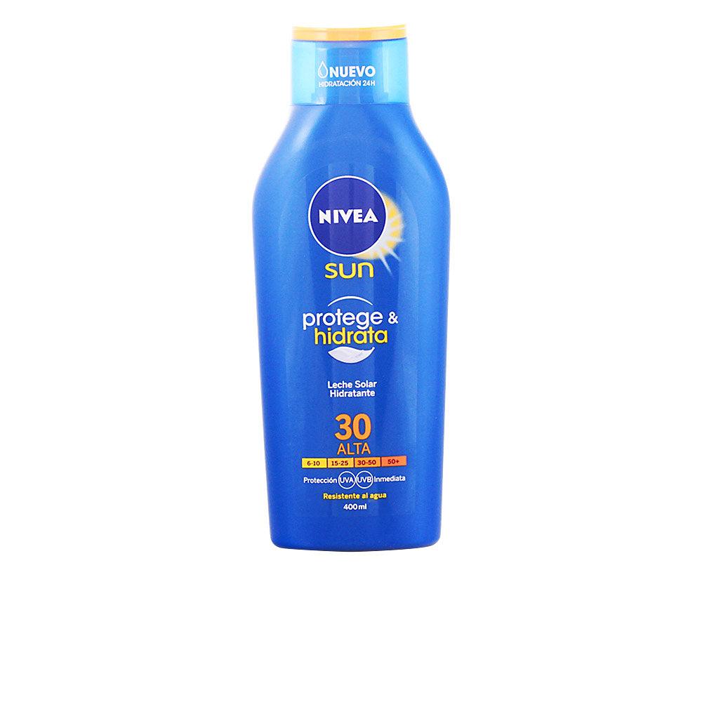 NIVEA SUN PROTECTS&HYDRATES milk SPF30 400 ml in , Sun Care by NIVEA. Merkmale: . Verfügbar bei ParfümReich.