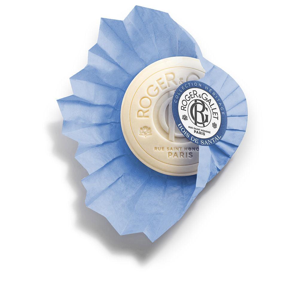 ROGER & GALLET wellness and scented soap 100 gr in Bois de Santal , Hygiene by ROGER & GALLET. Merkmale: . Verfügbar bei ParfümReich.