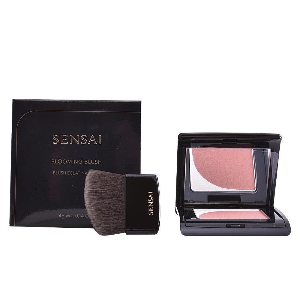 SENSAI BLOOMING blush 4 gr in coral , Makeup by SENSAI. Merkmale: . Verfügbar bei ParfümReich.