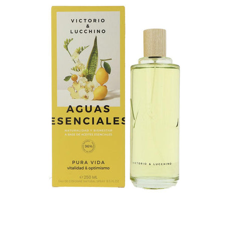 VICTORIO & LUCCHINO AGUAS ESENCIALES V&L PURA VIDA eau de toilette spray 250 ml in , Perfumes by VICTORIO & LUCCHINO. Merkmale: . Verfügbar bei ParfümReich.