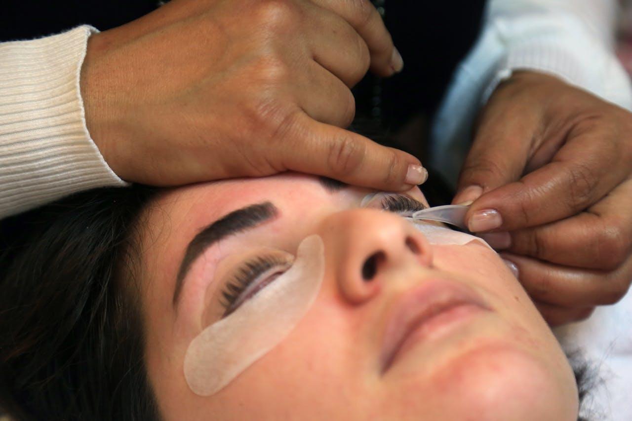 Is keratin good for eyelashes?