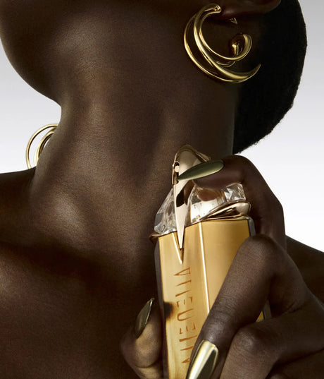 Mugler Alien Goddess auftragen