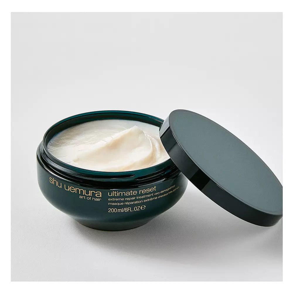 SHU UEMURA Ultimate Reset Maske 500ml & 200ml in , Hair by SHU UEMURA. Merkmale: . Verfügbar bei ParfümReich.