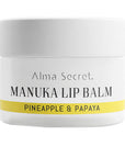 ALMA SECRET MANUKA lip balm 10 ml in Pineapple and Papaya , Facial Cosmetics by ALMA SECRET. Merkmale: . Verfügbar bei ParfümReich.