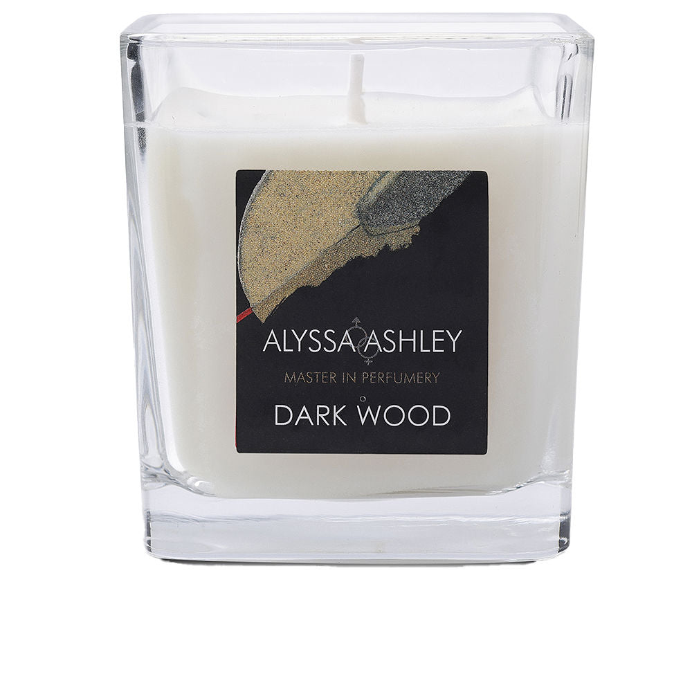 ALYSSA ASHLEY aromatic candle 145 gr in Dark Wood , Home by ALYSSA ASHLEY. Merkmale: . Verfügbar bei ParfümReich.