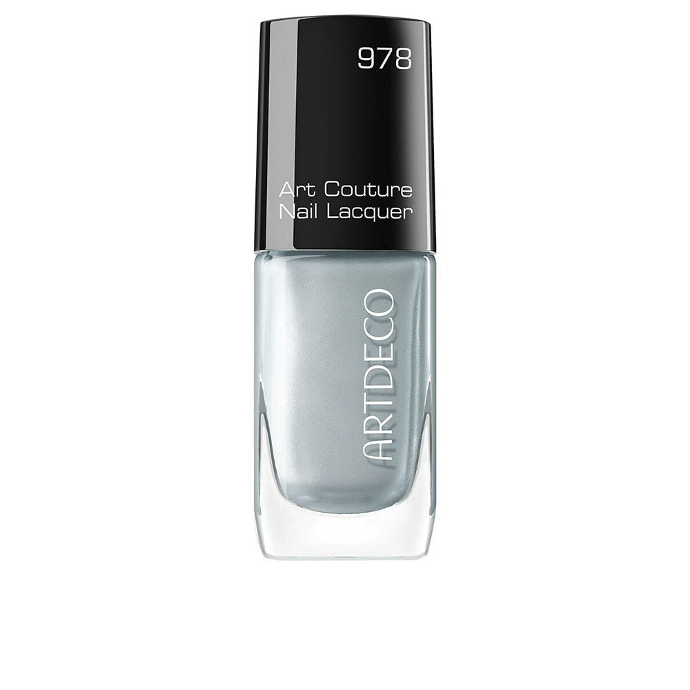 ARTDECO ART COUTURE nail lacquer 10 ml in 978 silver willow , Makeup by ARTDECO. Merkmale: . Verfügbar bei ParfümReich.