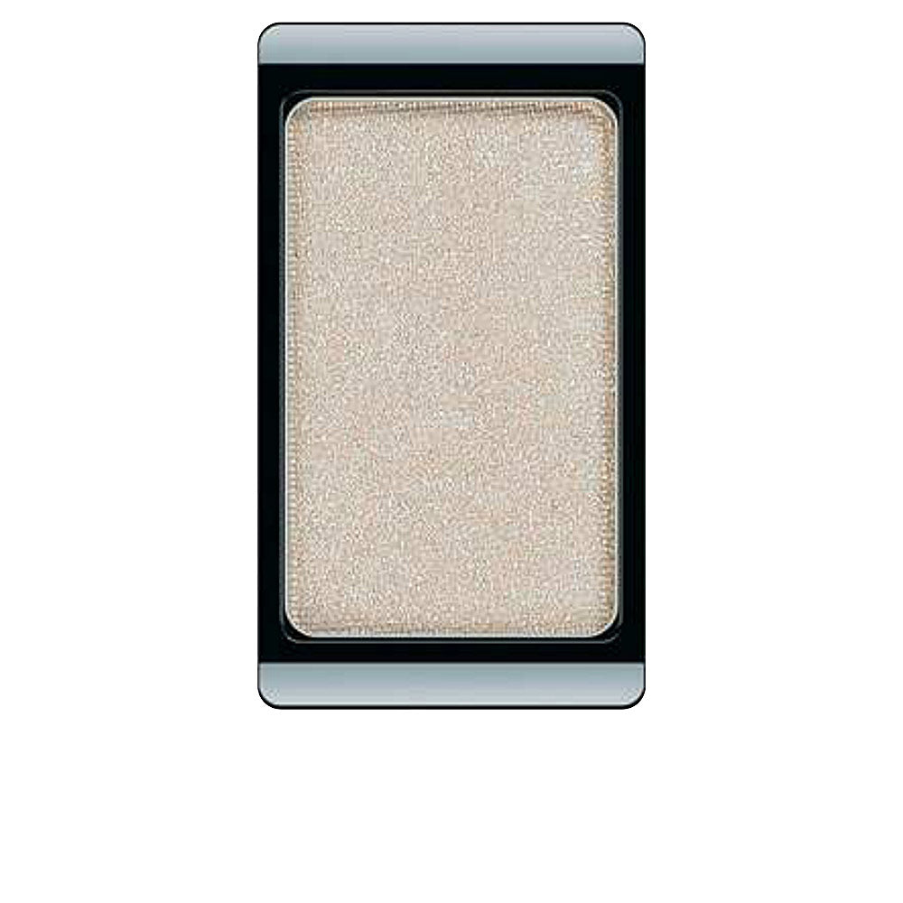 ARTDECO EYESHADOW PEARL 0.8 gr in Pearly Summer Beige , Makeup by ARTDECO. Merkmale: . Verfügbar bei ParfümReich.