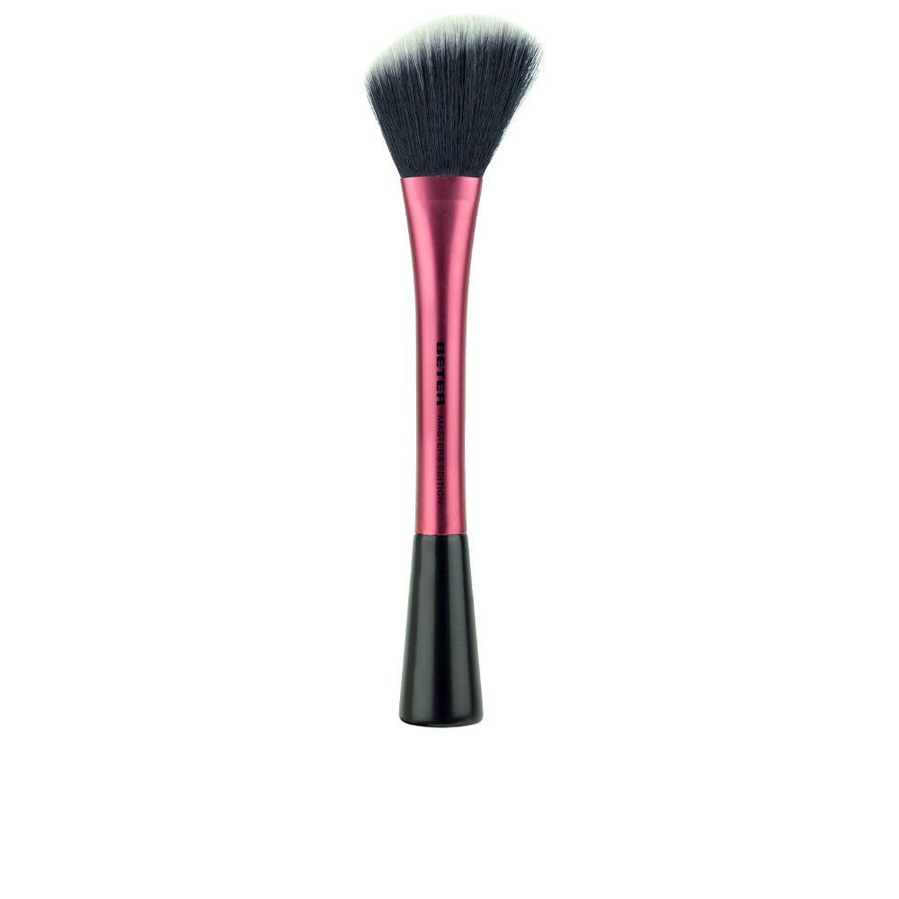 BETER MAKEUP BRUSH angled blush synthetic hair 160 gr in , Makeup by BETER. Merkmale: . Verfügbar bei ParfümReich.