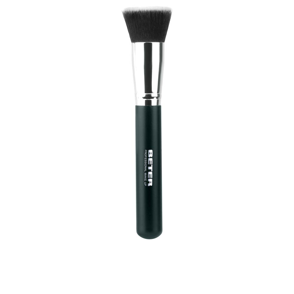 BETER MAKEUP BRUSH flat kabuki synthetic hair 17 cm in , Makeup by BETER. Merkmale: . Verfügbar bei ParfümReich.