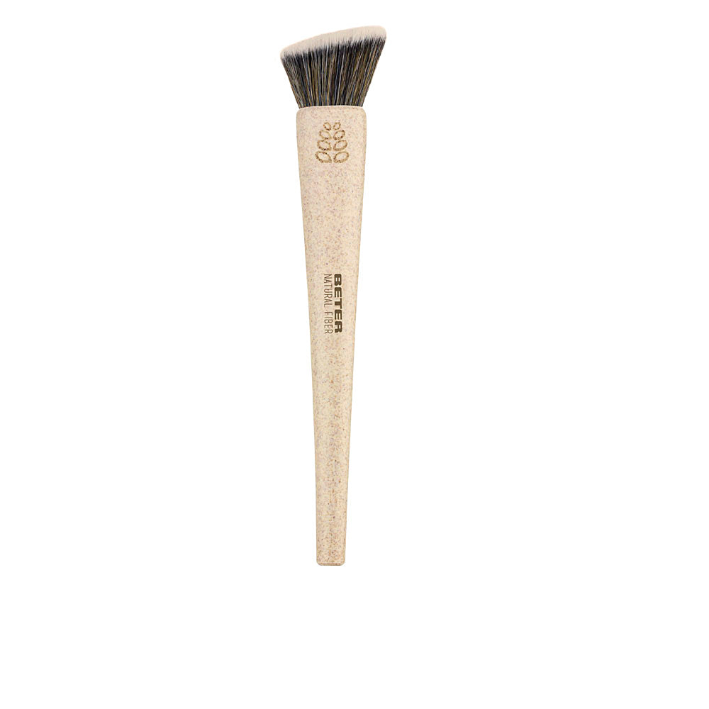 BETER MAKEUP BRUSH flat top kabuki natural fiber #beige 1 u in , Makeup by BETER. Merkmale: . Verfügbar bei ParfümReich.