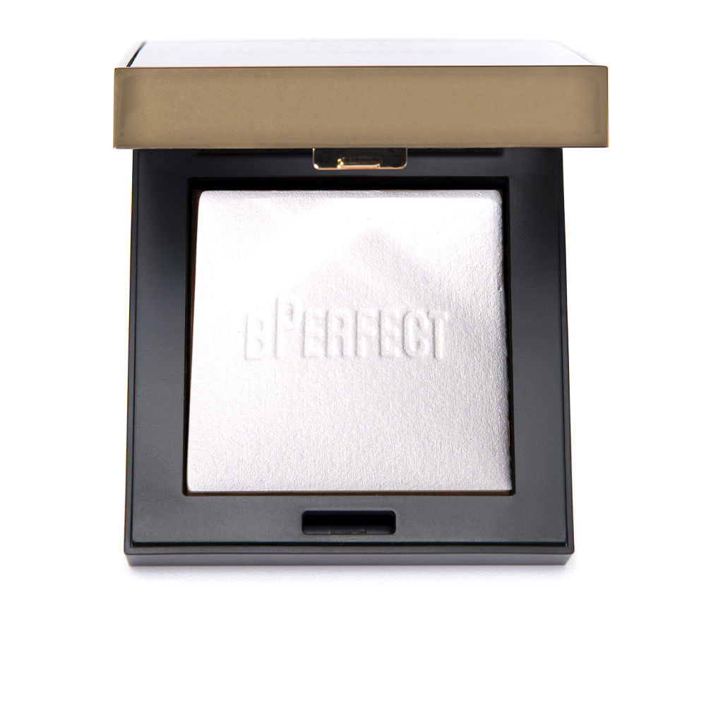 BPERFECT COSMETICS LOCKDOWN luxe pressed powder 1.0 in , Makeup by BPERFECT COSMETICS. Merkmale: . Verfügbar bei ParfümReich.