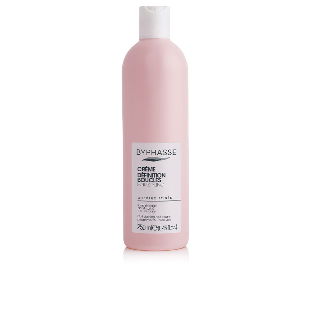 BYPHASSE BOUCLES ACTIV CREAM curly hair 250 ml in , Hair by BYPHASSE. Merkmale: . Verfügbar bei ParfümReich.