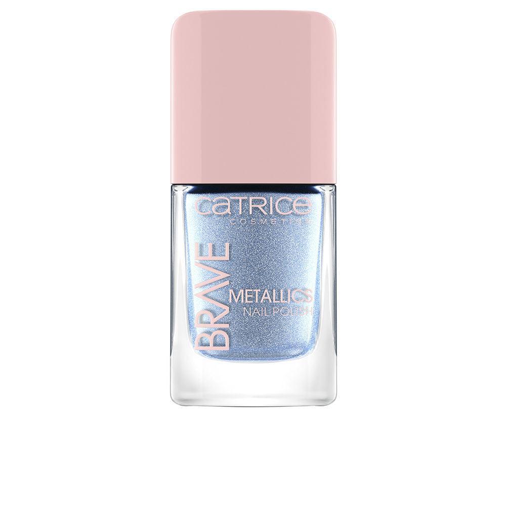 CATRICE BRAVE METALLICS nail polish 10,5 ml in 03 Million Dollars Baby , Makeup by CATRICE. Merkmale: . Verfügbar bei ParfümReich.