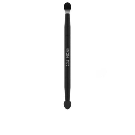 CATRICE MAGIC PERFECTORS duo eyeshadow brush 1 u in , Makeup by CATRICE. Merkmale: . Verfügbar bei ParfümReich.