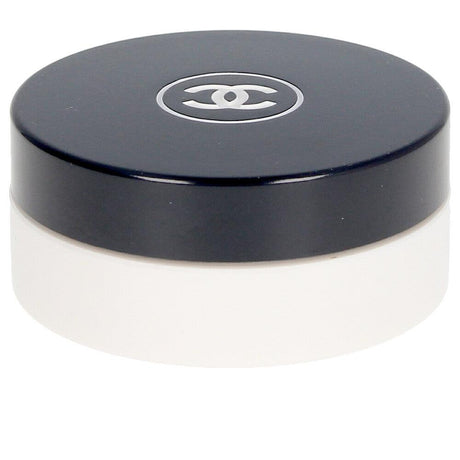 CHANEL HYDRA BEAUTY NUTRITION baume lèvres 10 gr in , Facial Cosmetics by CHANEL. Merkmale: . Verfügbar bei ParfümReich.