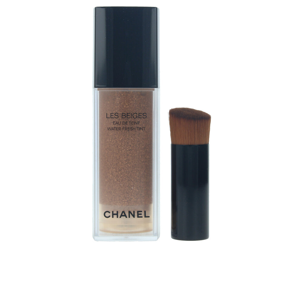 CHANEL LES BEIGES eau de teint #medium light 15 ml in , Makeup by CHANEL. Merkmale: . Verfügbar bei ParfümReich.