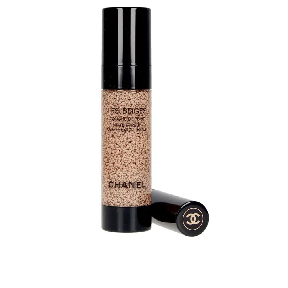 CHANEL LES BEIGES water-fresh complexion touch in B10 , Makeup by CHANEL. Merkmale: . Verfügbar bei ParfümReich.