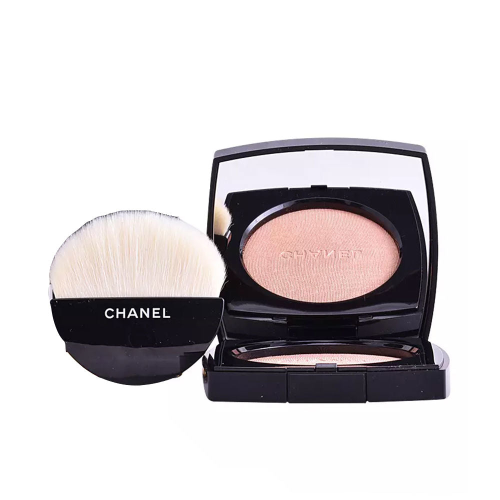 CHANEL POUDRE LUMIÈRE in 