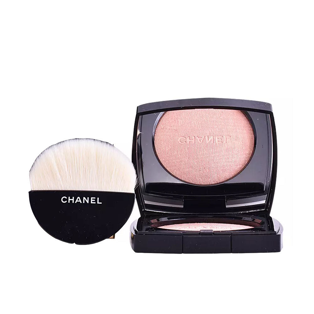 CHANEL POUDRE LUMIÈRE in #30-rosy gold , Makeup by CHANEL. Merkmale: . Verfügbar bei ParfümReich.