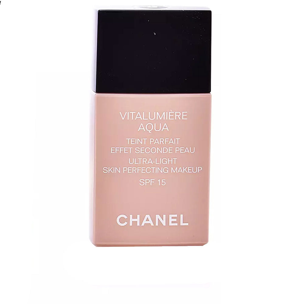 CHANEL VITALUMIÈRE AQUA teint parfait 