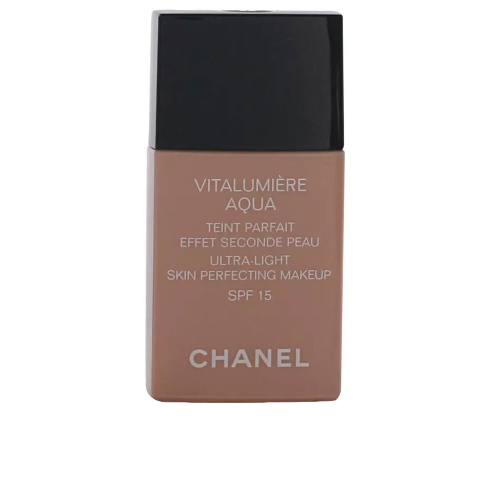 CHANEL VITALUMIÈRE AQUA teint parfait 