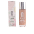 CLINIQUE BEYOND PERFECTING foundation + concealer in 70 Vanilla , Makeup by CLINIQUE. Merkmale: . Verfügbar bei ParfümReich.
