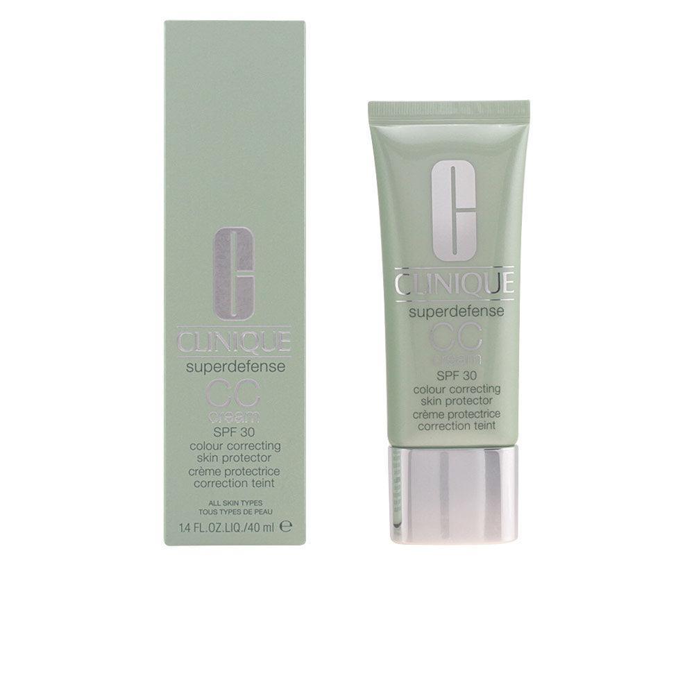 CLINIQUE SUPERDEFENSE CC CREAM in Light Medium (830) , Makeup by CLINIQUE. Merkmale: . Verfügbar bei ParfümReich.