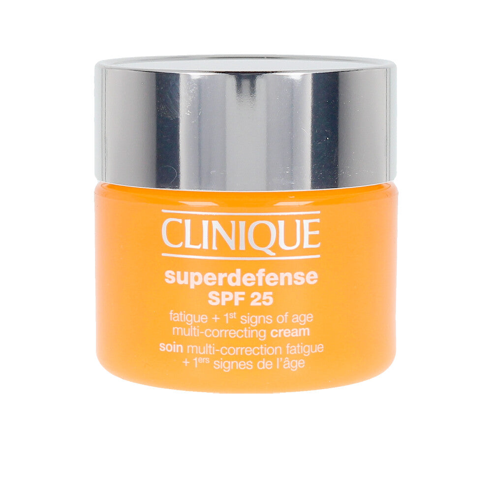 CLINIQUE SUPERDEFENSE SPF25 multi-correcting cream I/II 50 ml in , Facial Cosmetics by CLINIQUE. Merkmale: . Verfügbar bei ParfümReich.