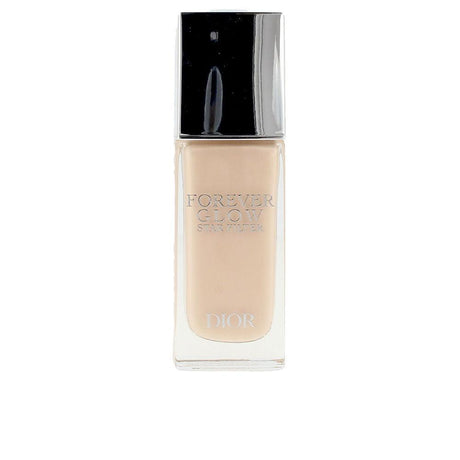 DIOR DIOR FOREVER GLOW STAR filter fluid in 0N , Makeup by DIOR. Merkmale: . Verfügbar bei ParfümReich.