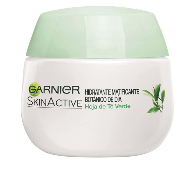 GARNIER SKINACTIVE GREEN TEA LEAF mattifying cream 50 ml in , Facial Cosmetics by GARNIER. Merkmale: . Verfügbar bei ParfümReich.