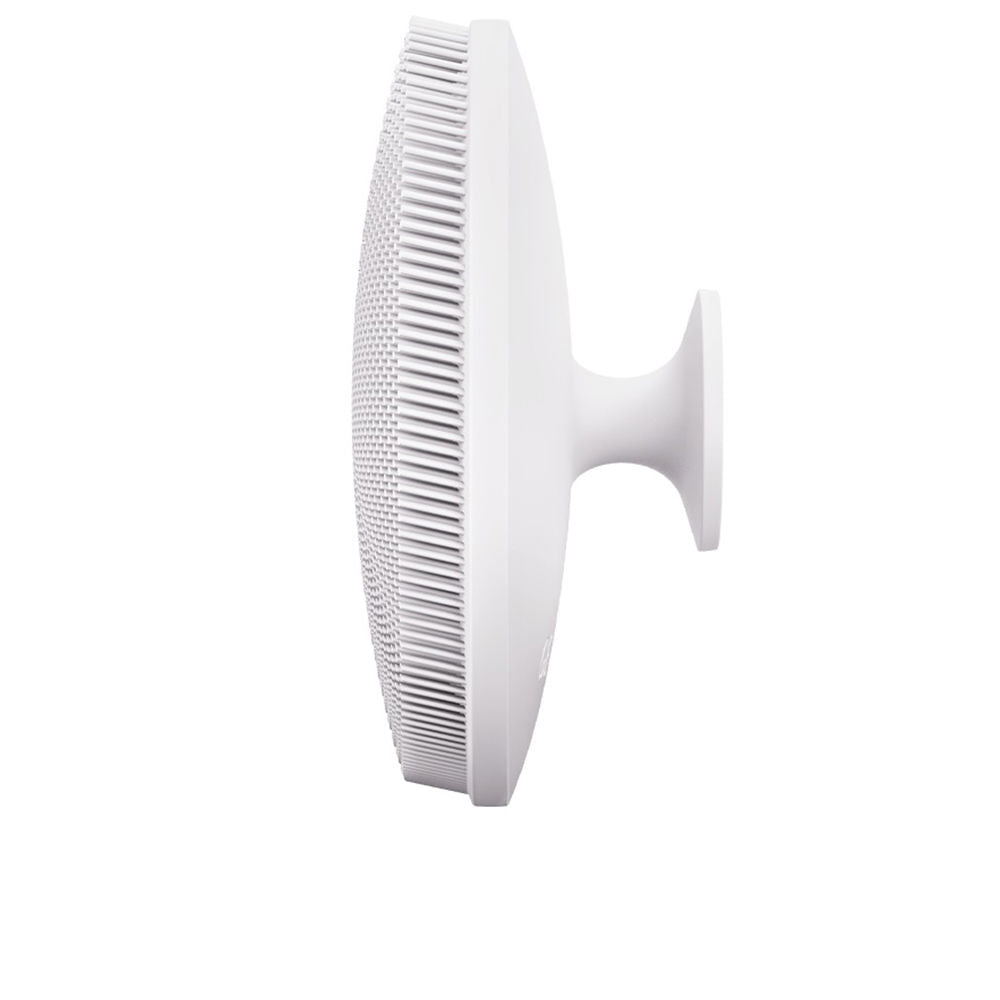 GESKE SMART APP GUIDED 4-in-1 facial brush in White , Facial Cosmetics by GESKE. Merkmale: . Verfügbar bei ParfümReich.