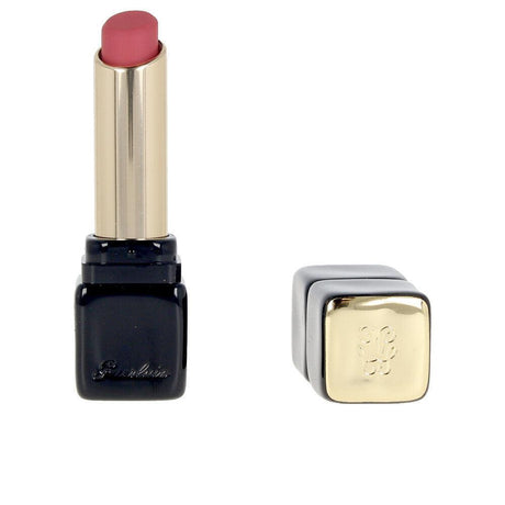 GUERLAIN KISSKISS barra de labios mate luminosa confort 16h 2,8 gr in Dreamy Rose , Makeup by GUERLAIN. Merkmale: . Verfügbar bei ParfümReich.