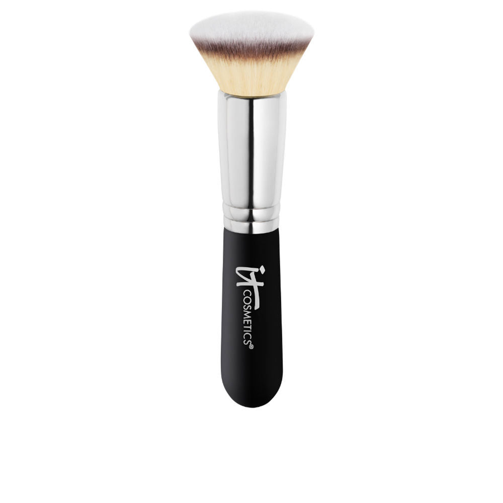 IT COSMETICS HEAVENLY LUXE flat top buffing foundation brush #6 1 u in , Makeup by IT COSMETICS. Merkmale: . Verfügbar bei ParfümReich.