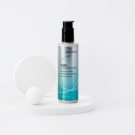JOICO CURL CONFIDENCE defining crème 177 ml in , Hair by JOICO. Merkmale: . Verfügbar bei ParfümReich.