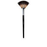 LUSSONI LUSSONI PRO fan brush #600 1 u in , Makeup by LUSSONI. Merkmale: . Verfügbar bei ParfümReich.