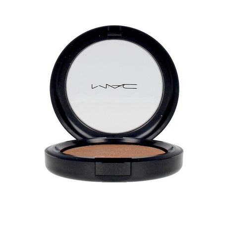 MAC EXTRA DIMENSION skinfinish in oh darling , Makeup by MAC. Merkmale: . Verfügbar bei ParfümReich.