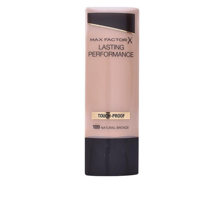 MAX FACTOR LASTING PERFORMANCE touch proof in Cocoa , Makeup by MAX FACTOR. Merkmale: . Verfügbar bei ParfümReich.