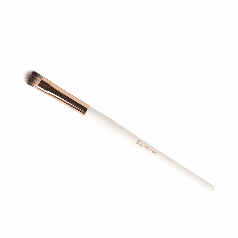 MIA COSMETICS PARIS EYE SHADER brush 1 pz in , Makeup by MIA COSMETICS PARIS. Merkmale: . Verfügbar bei ParfümReich.