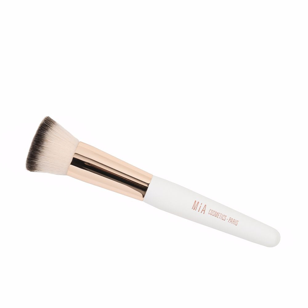 MIA COSMETICS PARIS FOUNDATION brush 1 pz in , Makeup by MIA COSMETICS PARIS. Merkmale: . Verfügbar bei ParfümReich.