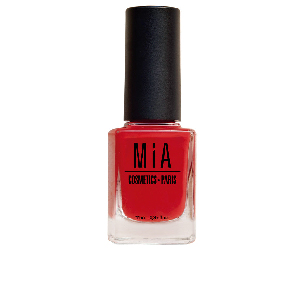 MIA COSMETICS PARIS NAIL POLISH in Poppy Red , Makeup by MIA COSMETICS PARIS. Merkmale: . Verfügbar bei ParfümReich.