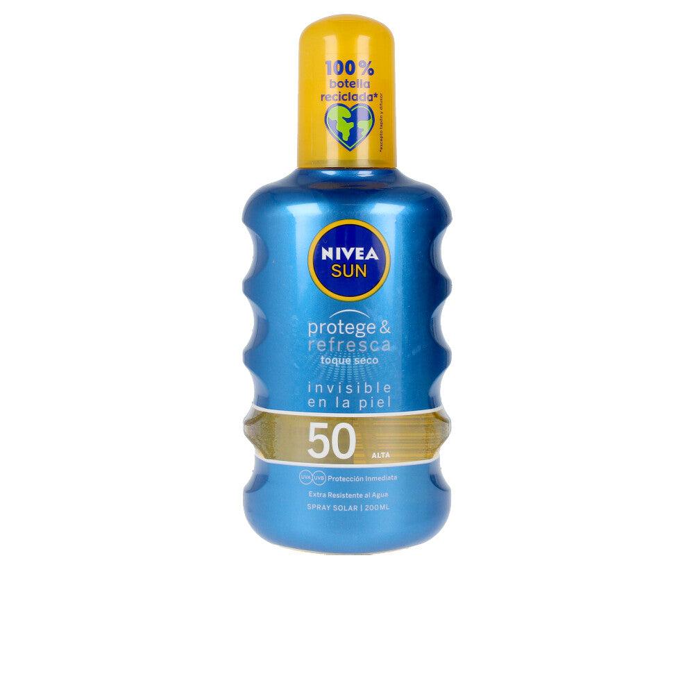 NIVEA SUN PROTECTS&amp;REFRESHS dry sun spray SPF50 200 ml in , Sun Care by NIVEA. Merkmale: . Verfügbar bei ParfümReich.