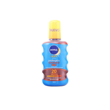 NIVEA SUN PROTECTS&amp;TANS oil SPF20 200 ml in , Sun Care by NIVEA. Merkmale: . Verfügbar bei ParfümReich.