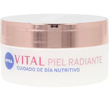 NIVEA VITAL RADIANT nourishing day care 50 ml in , Facial Cosmetics by NIVEA. Merkmale: . Verfügbar bei ParfümReich.